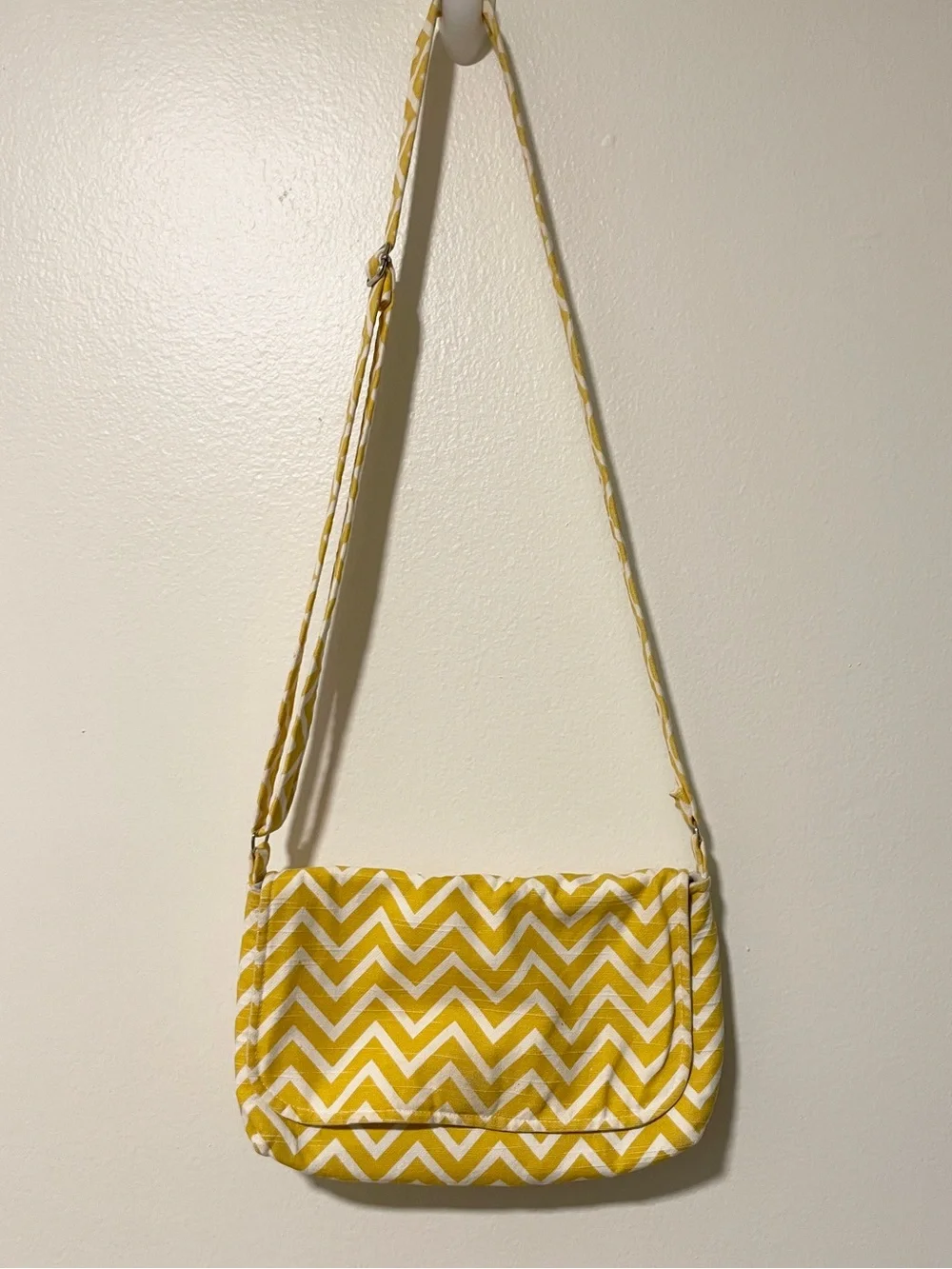 Yellow Chevron Fabric Crossbody Bag Womens Lightweight Summer purse